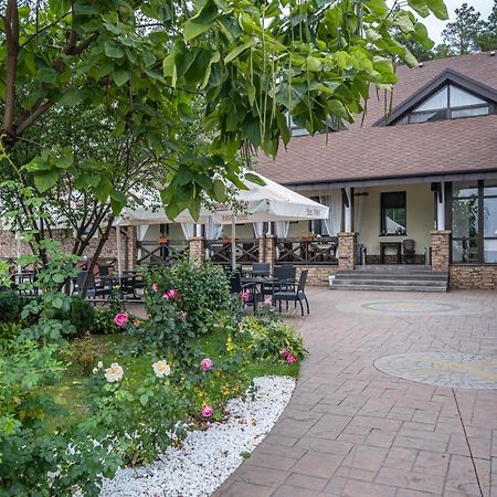 Inn Okolitsya Protsev Ngoại thất bức ảnh