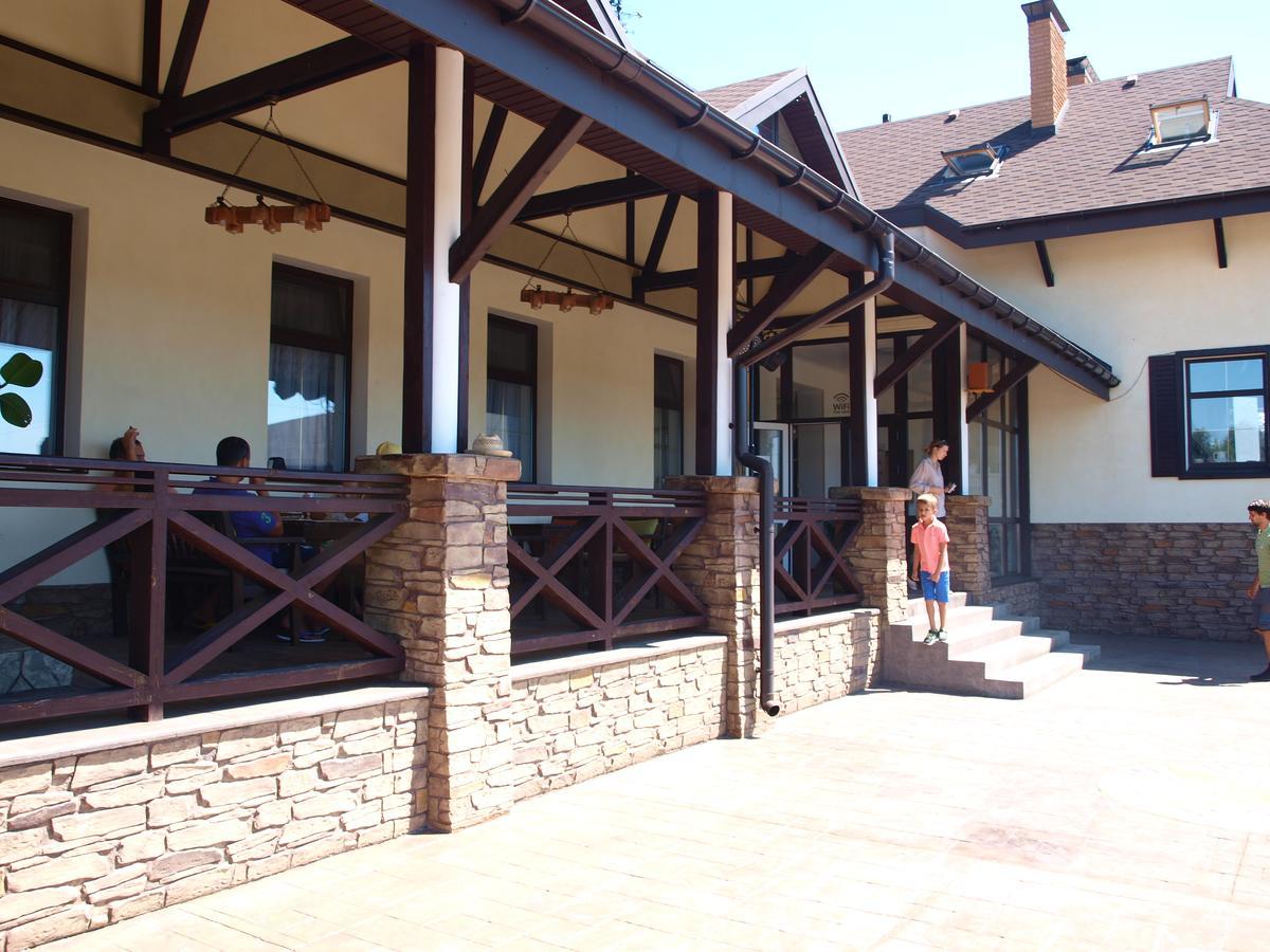 Inn Okolitsya Protsev Ngoại thất bức ảnh