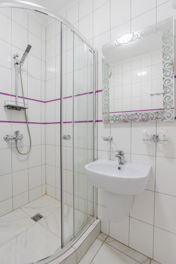 Inn Okolitsya Protsev Ngoại thất bức ảnh